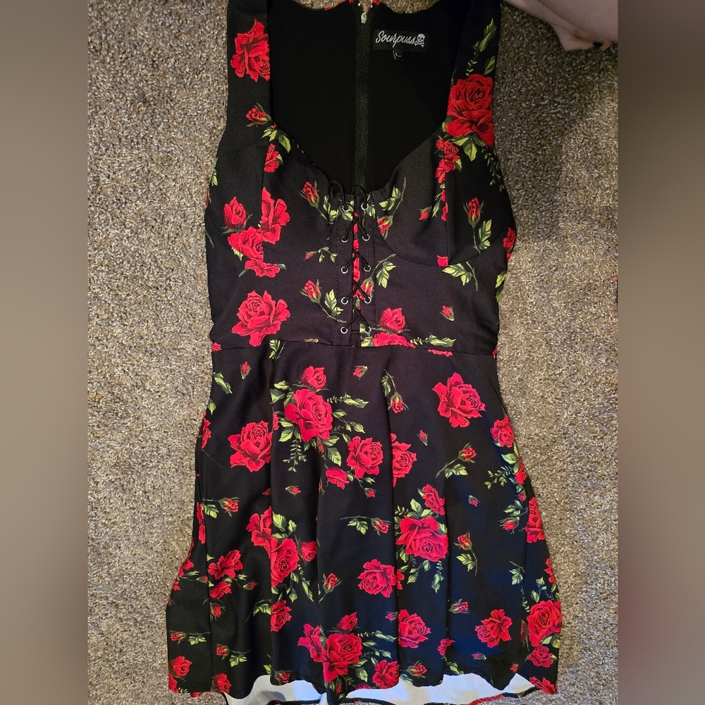 Sourpuss L Black Red Rose Corset Fit And Flare Dress